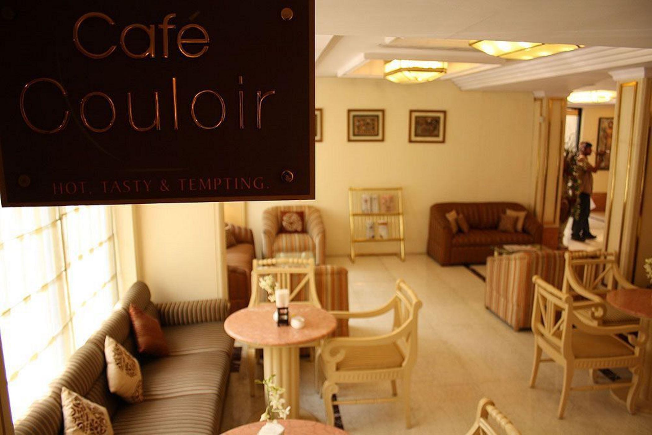 Hotel Bawa International Mumbai Restaurant foto